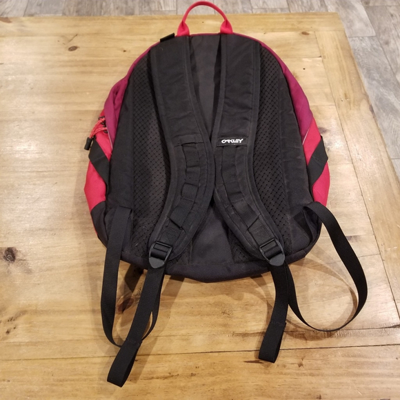 Oakley Back Pack Red School Lap Top Bag One Size - Picture 2 of 6